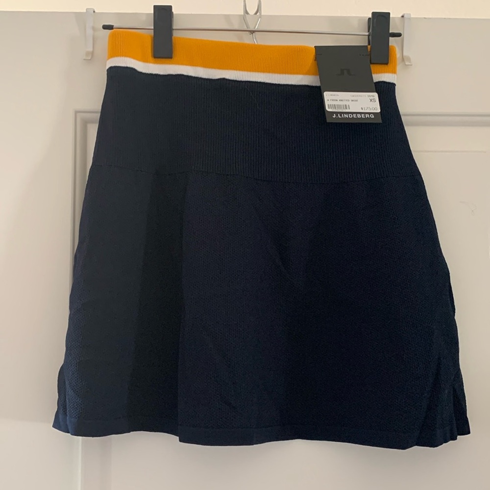 J. Lindberg. Frida Knitted Skirt. Navy with yellow and white. XS. Never worn.
